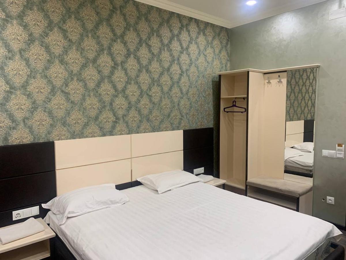 Armon Apart Hotel Хужанд Екстериор снимка