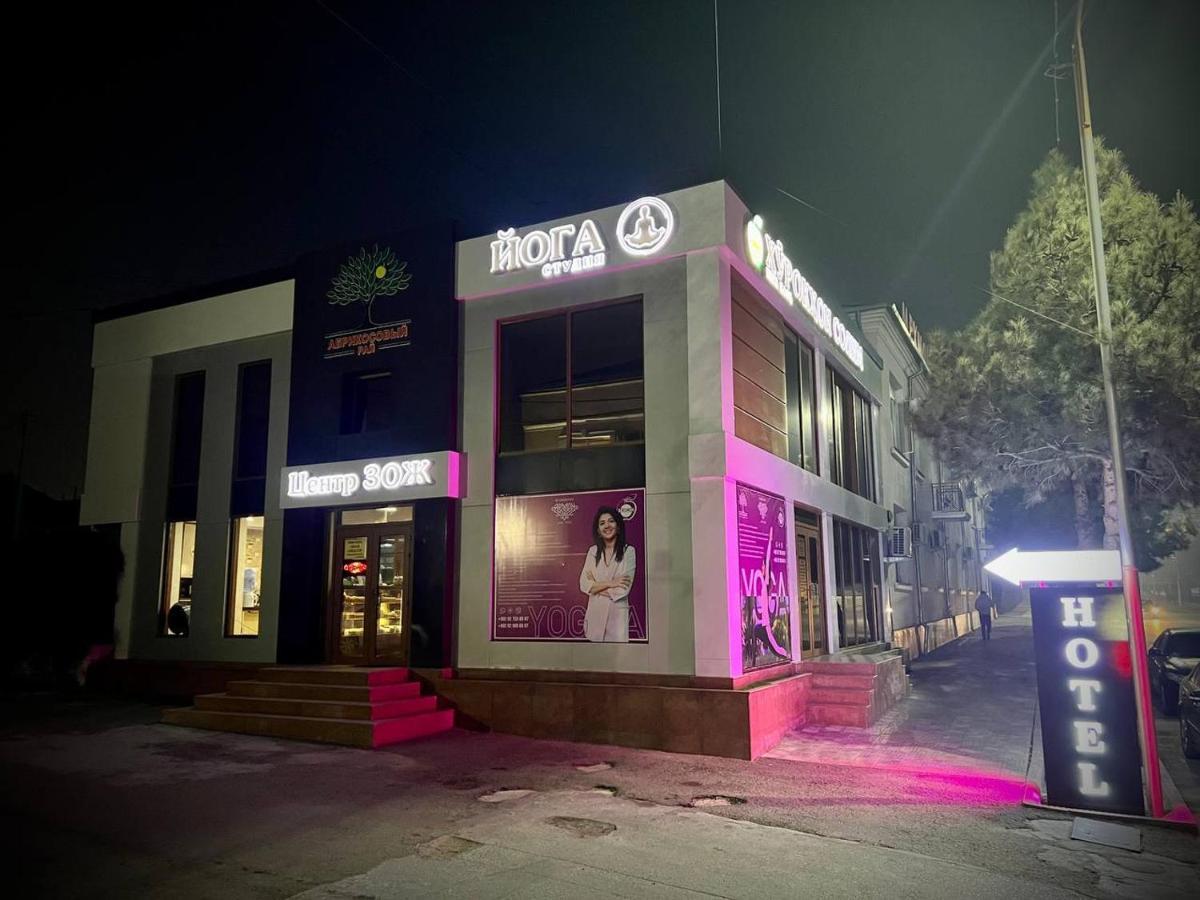 Armon Apart Hotel Хужанд Екстериор снимка