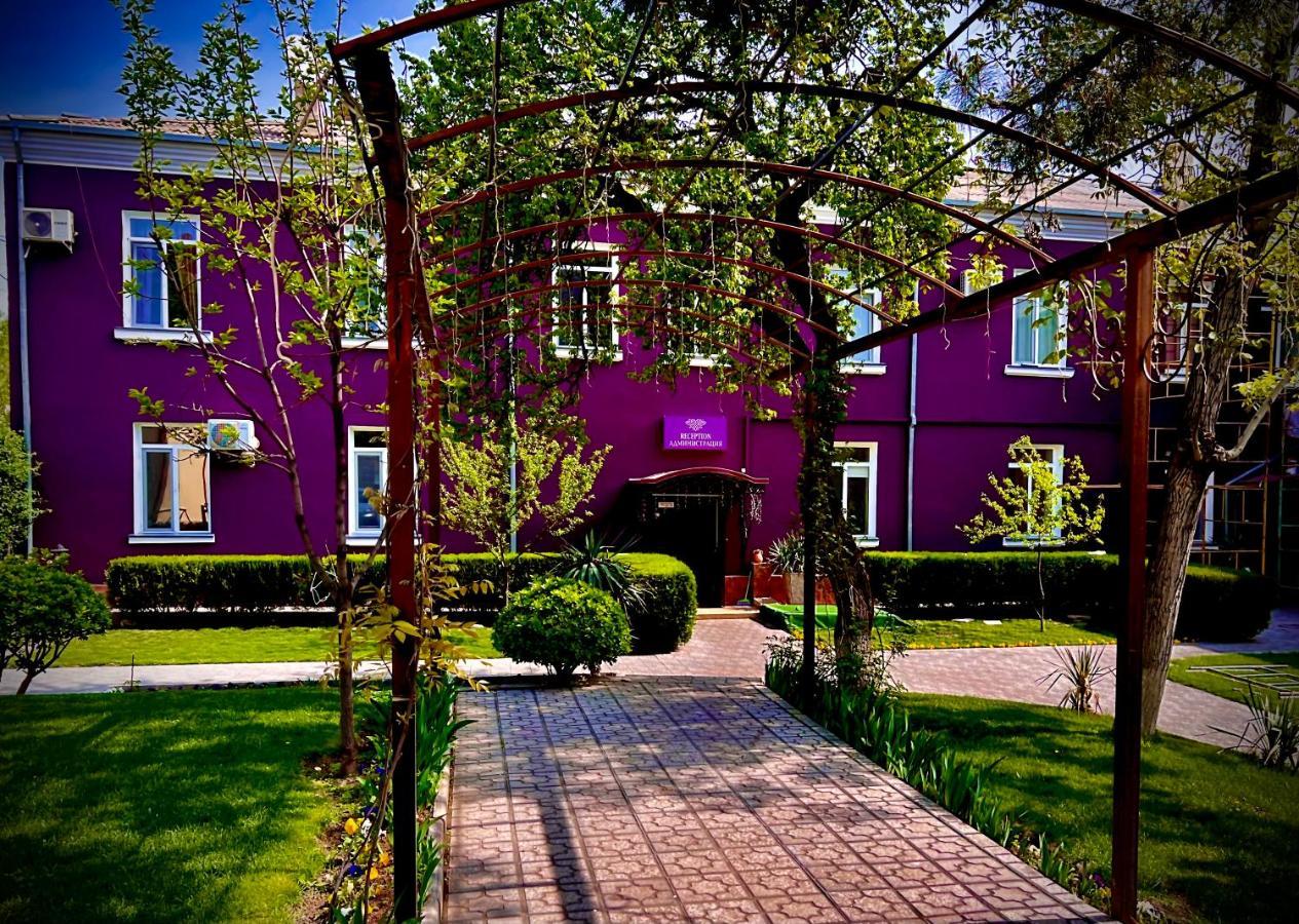 Armon Apart Hotel Хужанд Екстериор снимка