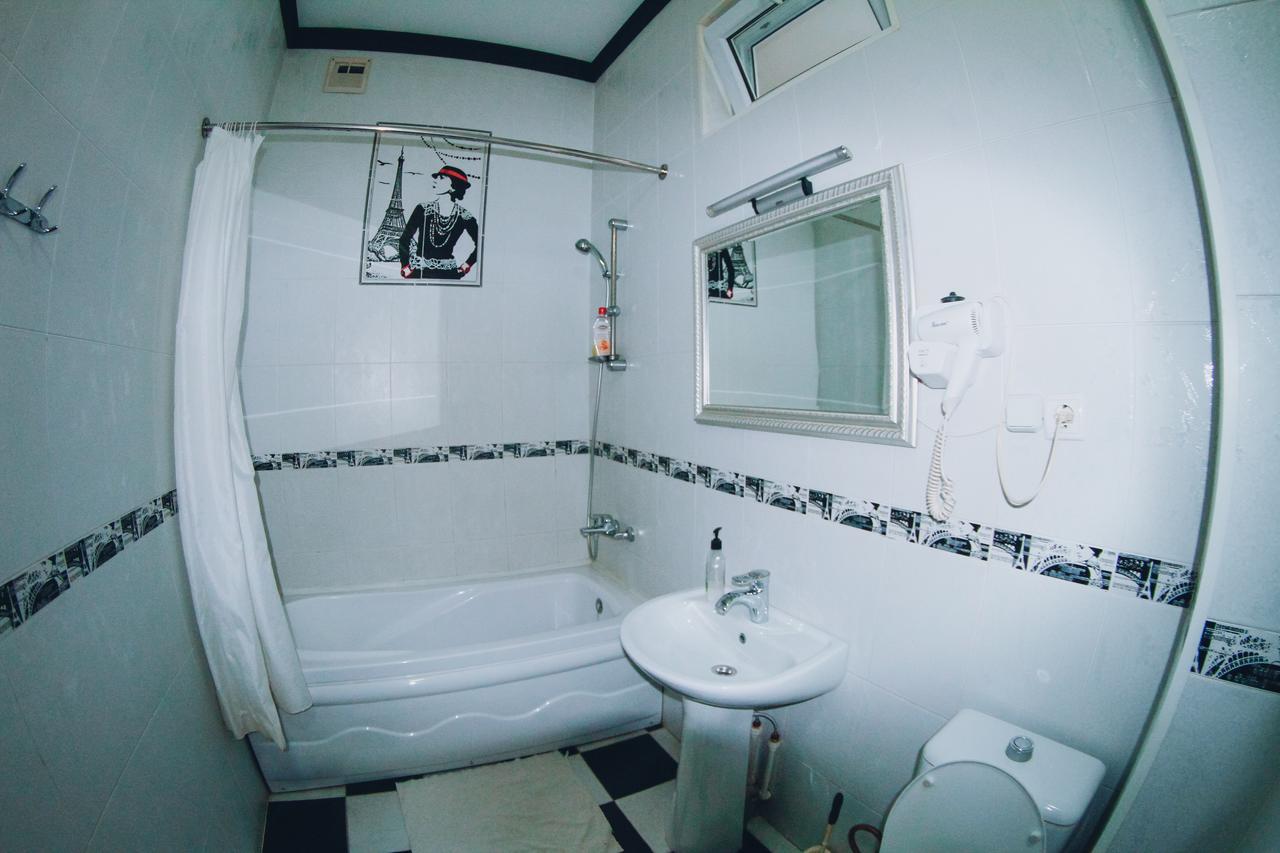 Armon Apart Hotel Хужанд Екстериор снимка