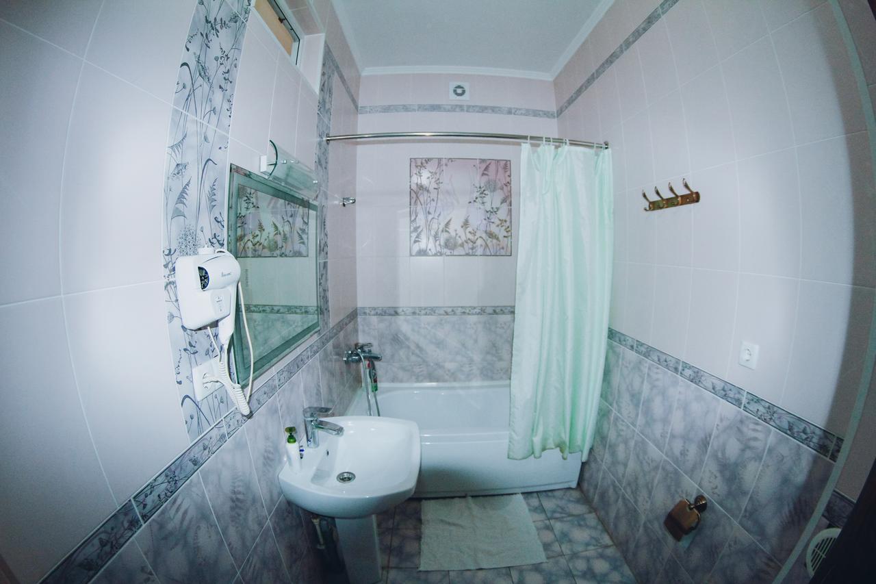 Armon Apart Hotel Хужанд Екстериор снимка