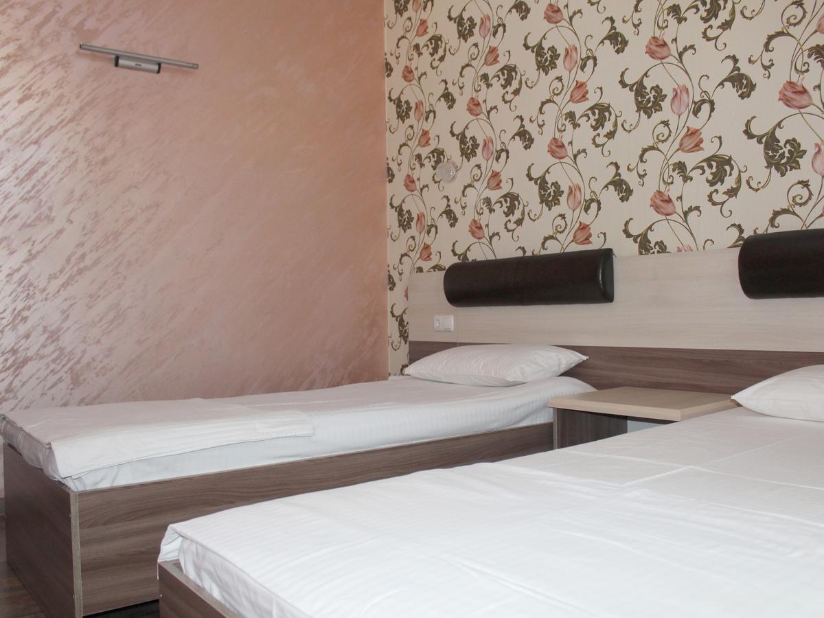 Armon Apart Hotel Хужанд Екстериор снимка